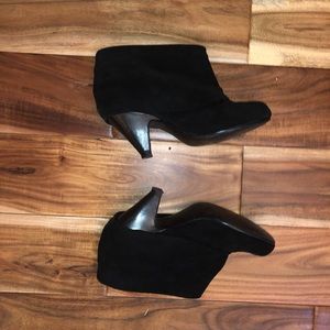 Steve Madden Black Fold Over Suede Booties